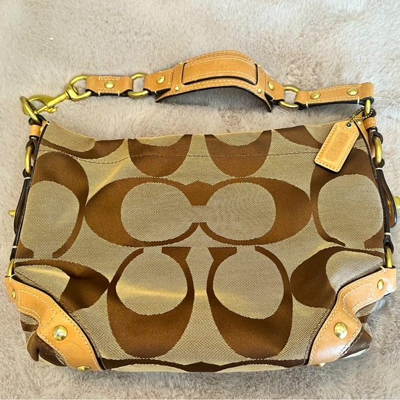 Coach Handbags - Vintage Coach bag with matching coin purse